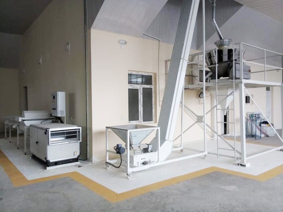 Machine layout in a seed processing plant