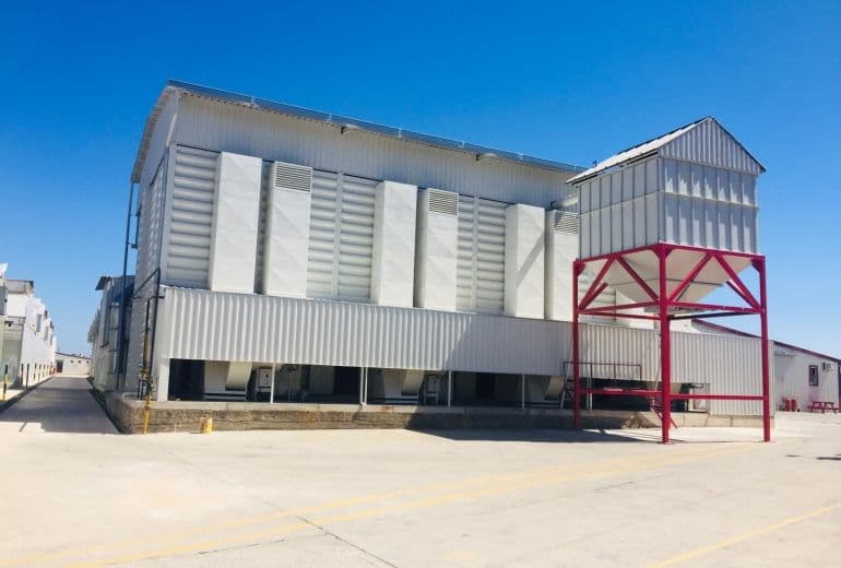 Steel seed-maize drying building for Agromar