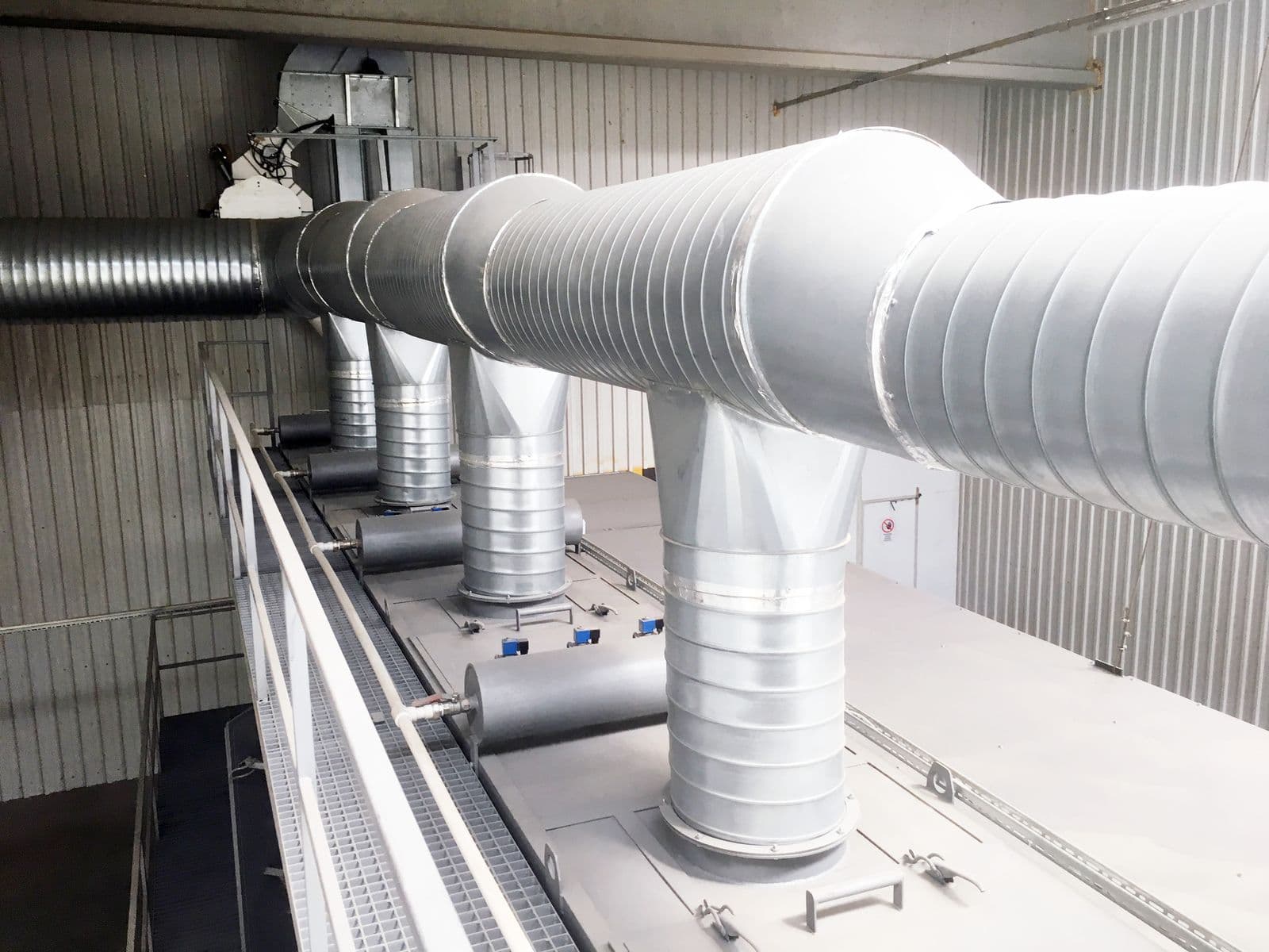 Dust extraction air ducts